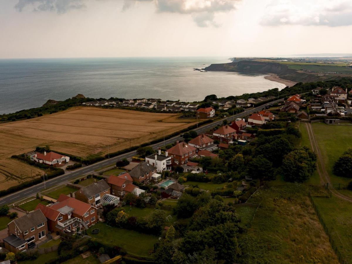 Pass The Keys Amazing 4 Bedroom Property- Hot Tub & Sea Views Scarborough Exteriör bild