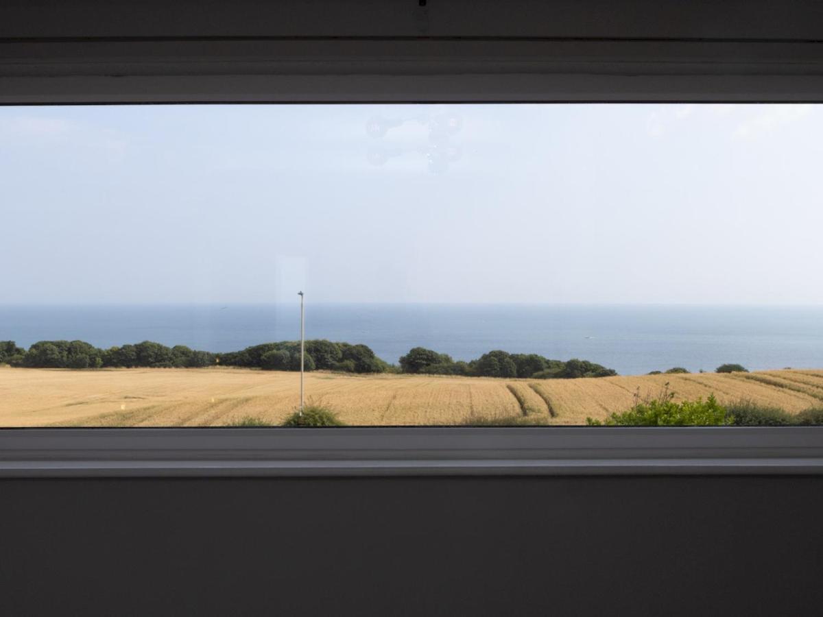 Pass The Keys Amazing 4 Bedroom Property- Hot Tub & Sea Views Scarborough Exteriör bild